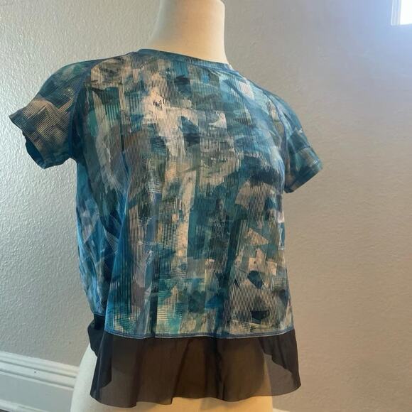 Lululemon Top - Picture 1 of 6